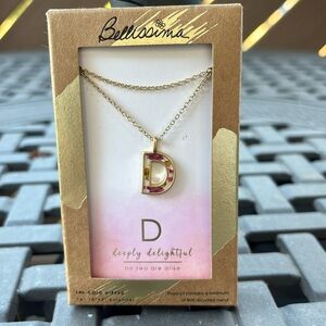 ⭐️NWT Necklace “D”